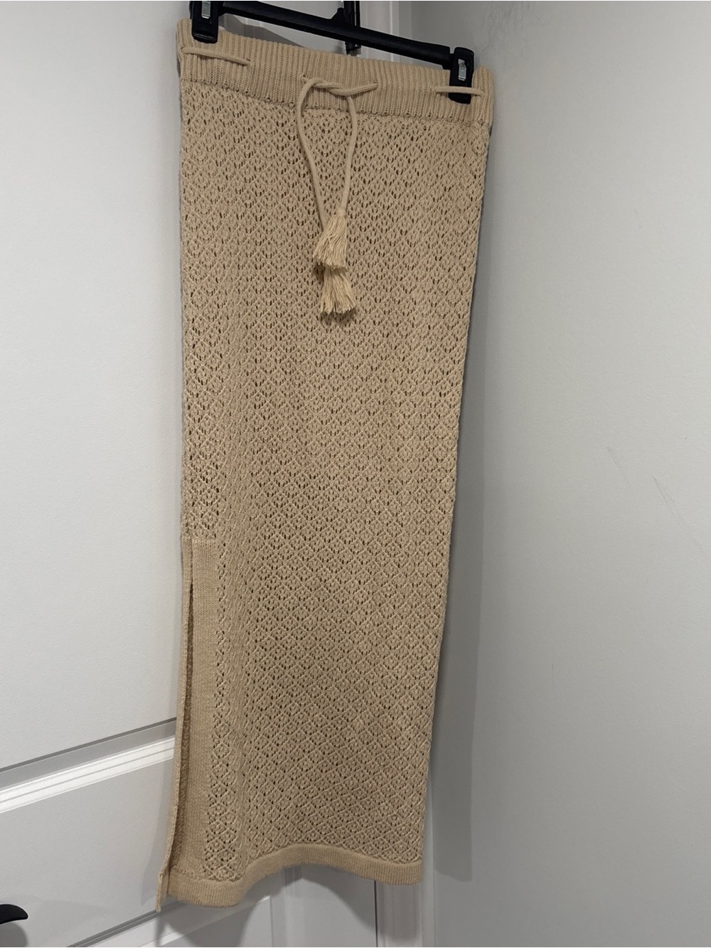 NWT Beige Lined Knit Maxi Skirt with Tassel Drawstring